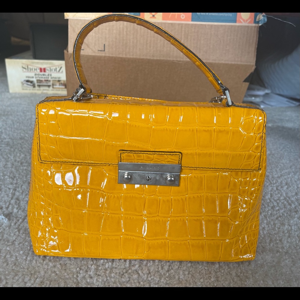 Leather yellow purse